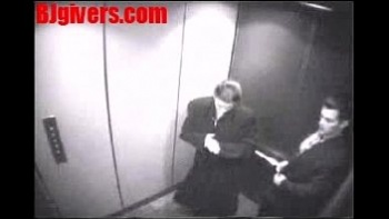 Секс видео в лифте онлайн